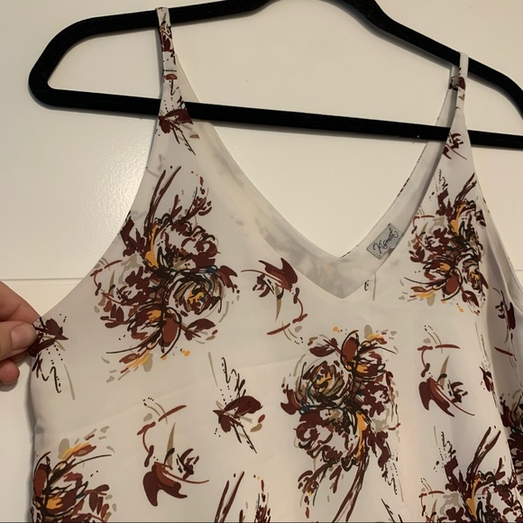 Kismet | Floral Flowy Tank Top - Picture 2 of 14
